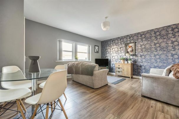 3 bedroom terraced house to rent - Photo 1