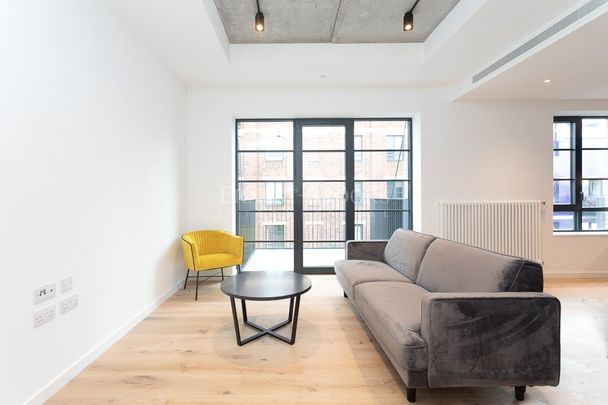 Agar House, 79 Orchard Place, E14 0WW - Photo 1