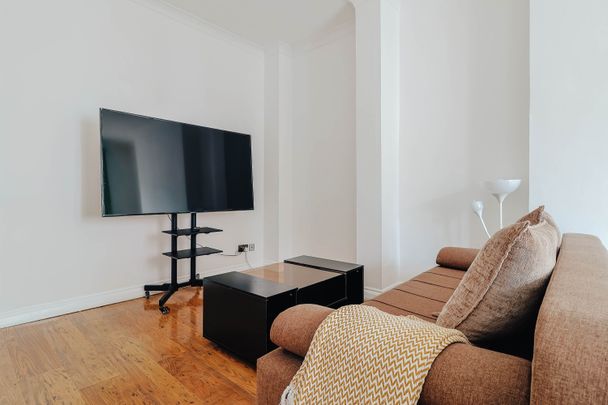 2 bedroom flat to rent Dalkeith House, Bournemouth - Photo 1