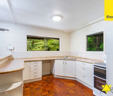 89a Takahe Road, Titirangi - Photo 3