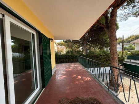 5 room luxury House for rent in Centro (Carcavelos), Cascais e Estoril, Cascais, Lisbon - Photo 3