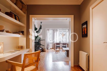 Apartamento de alquiler en Carrer D'aragó, Dreta de l'Eixample - Photo 2