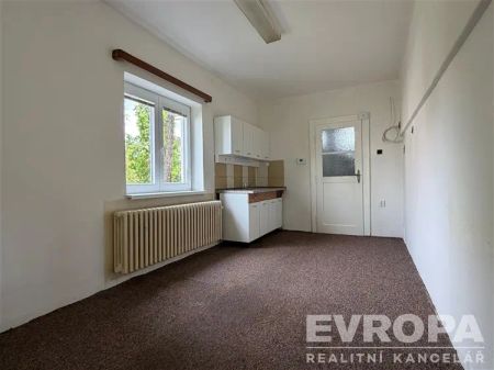Pronájem bytu 1+kk v centru Pardubic ulici Bulharská - Фото 4