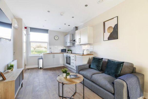 1 bedroom house to rent - Photo 1