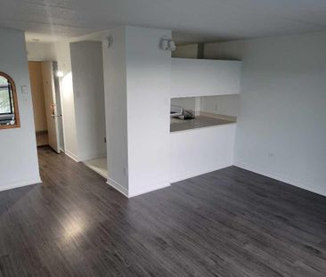 Très Bel Appartement Studio à Louer - Une Personne - Boulevard des ... - Photo 2