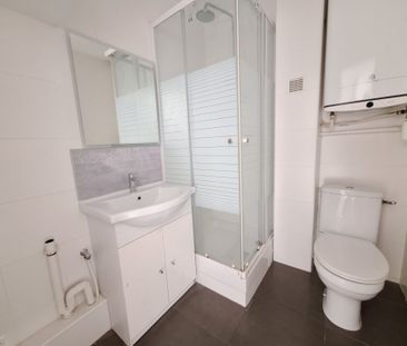 Location Appartement 2 pièces 29m² POISSY 78300 - Photo 4