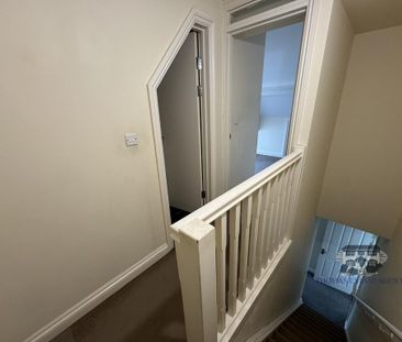 2 bedroom maisonette to rent - Photo 2