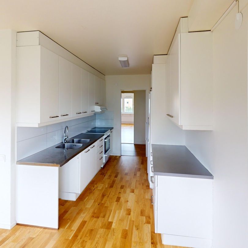 Liegatan 27, Västerås - Foto 1