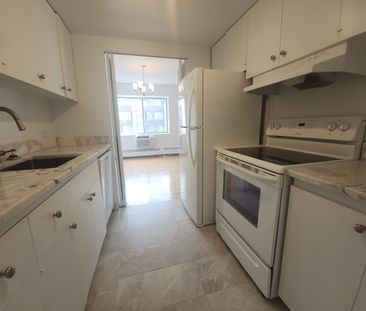 Ville-Marie : Grand appartement rénové avec une chambre, offert en ... - Photo 3