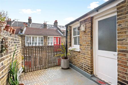 3 bedroom duplex to rent - Photo 3