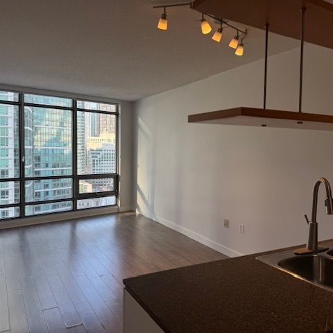 For Lease - 3 Navy Wharf Court Unit# 1905, Toronto, Ontario - Photo 1