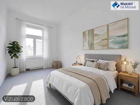 Pronájem bytu 3+1 109 m² - Fotografie 2