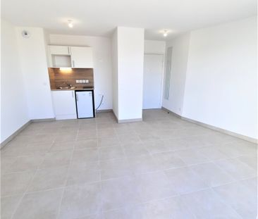 Location Appartement 2 pièces 45m² JUVIGNAC 34990 - Photo 2