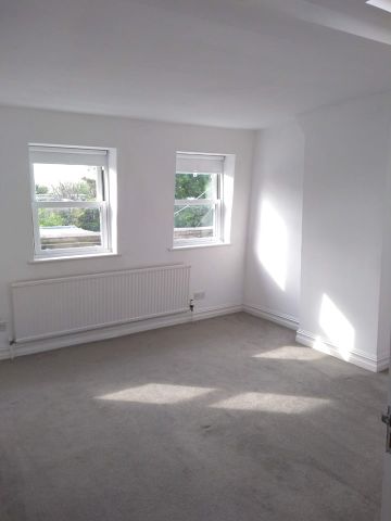 1 Bed Flat, Barnes, SW13 - Photo 4