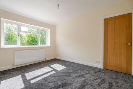 3 bedroom House To Let - Photo 2