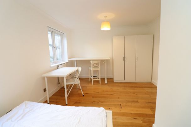 Room in a Shared House, Jamestown Way, E14 - Photo 1