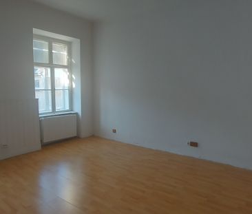 3-ZIMMER ALTBAUMIETWOHNUNG IN KREMS - Photo 4