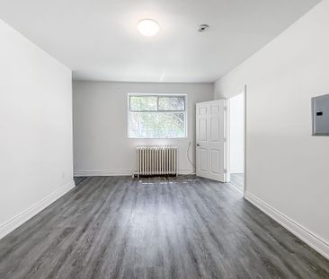 For Lease - 394 Dovercourt Road Unit# 11, Toronto, Ontario - Photo 2