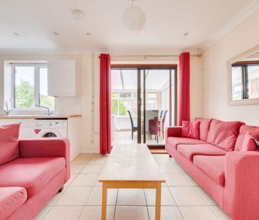 6 bedroom house to rent - Photo 4