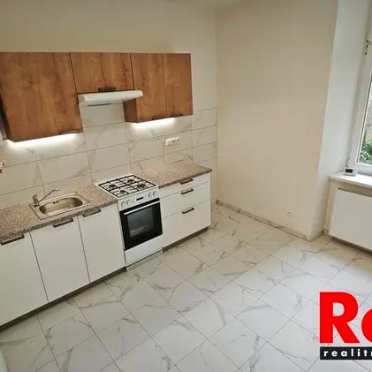 Pronájem, byt 2+1+pracovna, CP 69 m - Fotografie 1