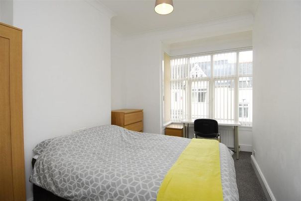 5 bedroom house to rent - Photo 1