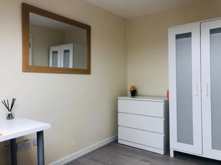 5 bedroom house share to rent - Photo 3