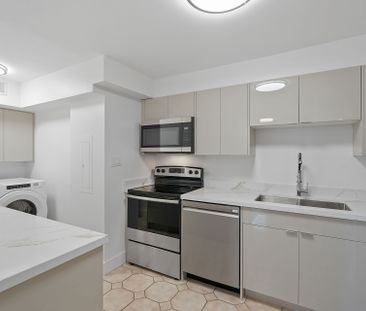 For Lease - 1320 Mississauga Valley Boulevard Unit# 510, Mississaug... - Photo 2