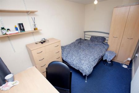 5 bedroom house to rent - Photo 3