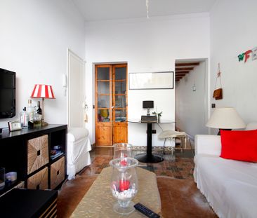 Apartamento con balcón y amueblado de 1 dormitorio en Santa Catalin... - Photo 3