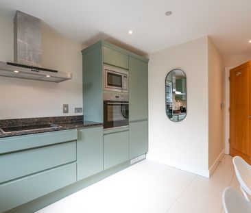 Newpark, Newtown Park Ave, Foxrock D18, A94 AE79 - Photo 5