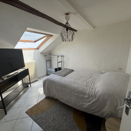 Location Appartement 2 pièces 39m² SABLE SUR SARTHE 72300 - Photo 3