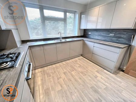 2 bedroom flat to rent - Photo 5