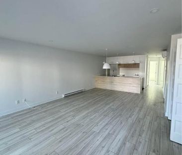 Grand 5 1/2 à louer à GRANBY - Photo 2