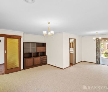 Perfectly Positioned - Photo 2