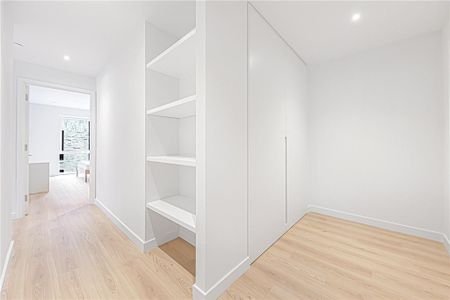 3 bedroom apartment to rent - Photo 2