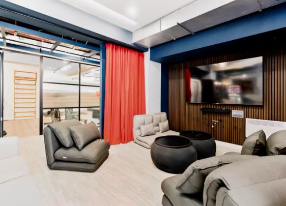 Premium Bigger Studio - Photo 1