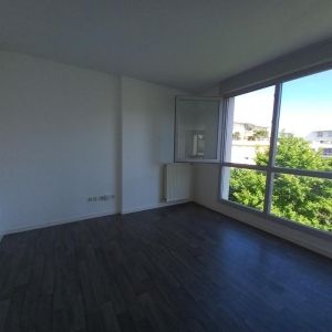 Location Appartement à ST QUENTIN SUR ISERE - Photo 5