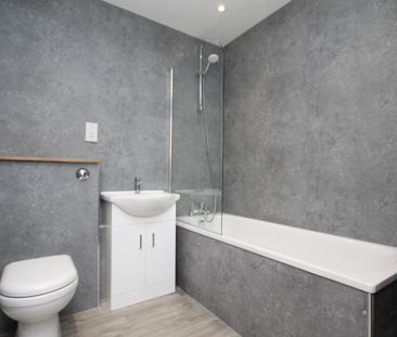 3 bedroom maisonette to rent - Photo 5