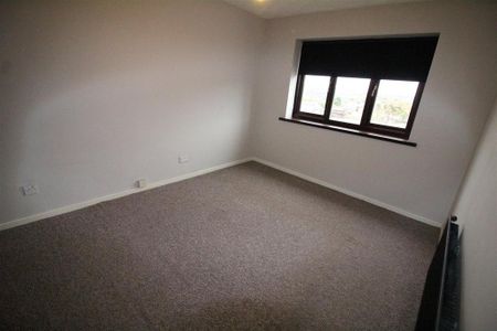 3 bedroom detached house to rent - Photo 5