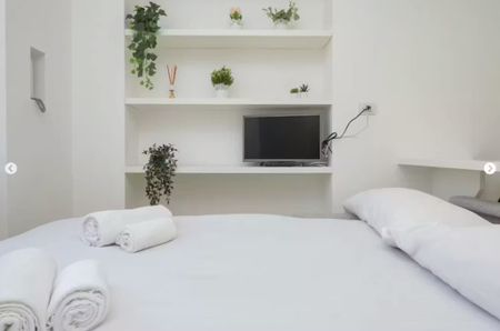 Via Marghera, Milan, Lombardy 20149 - Photo 2