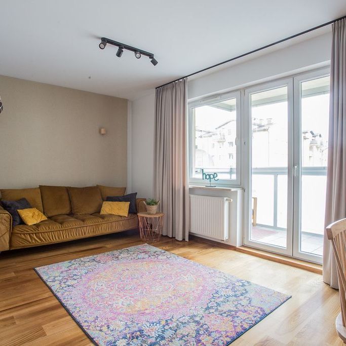 Trzy pokoje w cichej okolicy, blisko metro i park - Фото 1