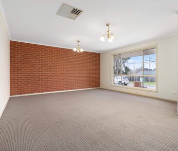 3 OAKMONT CIRCUIT, Wodonga VIC 3690 - House For Rent | Domain - Photo 1