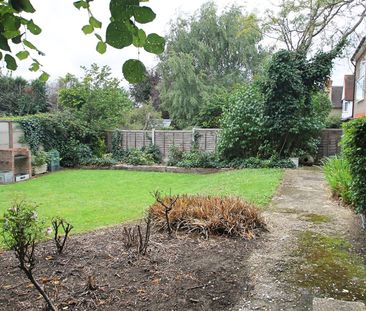 1 bed flat to rent in Bushey Hall Road, Bushey, WD23 - Photo 5