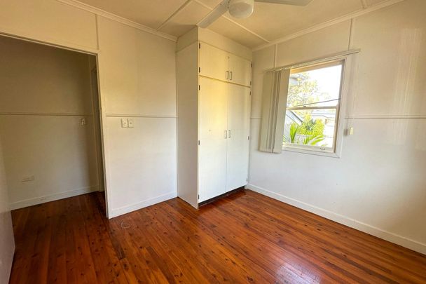 Spacious Family Home in Great Location! - Photo 1