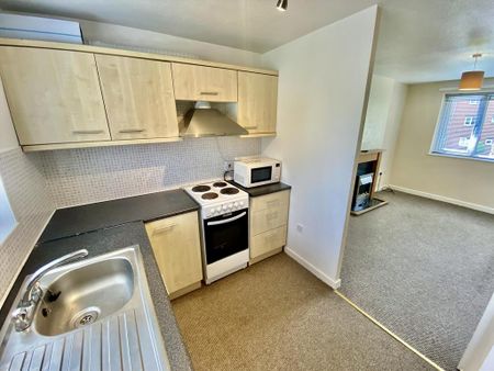 1 bedroom flat to rent - Photo 5