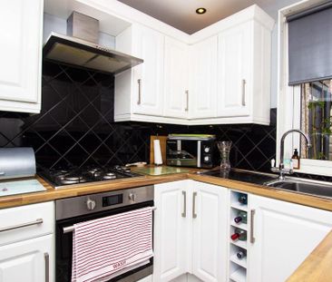 2 bedroom terraced house to rent - Photo 1