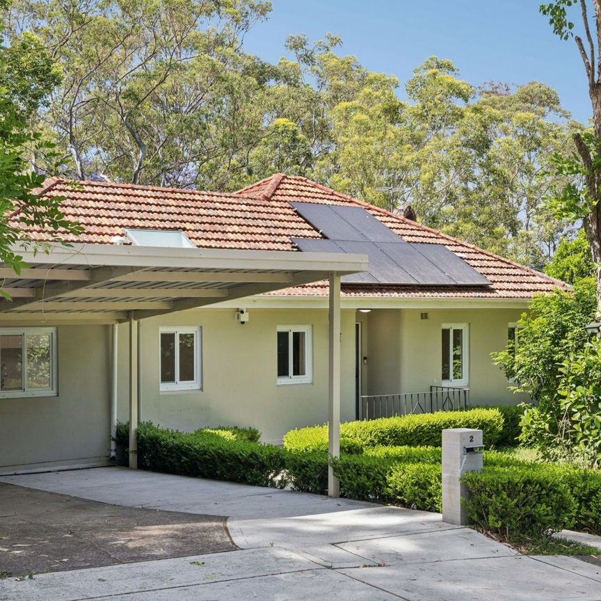 Immaculately Presented Family Home in Prime Location! - Photo 1