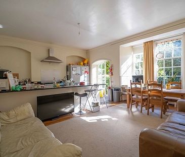 Room 1, Rawcliffe Holt, Rawcliffe Lane - Photo 1