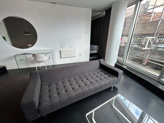 Rotunda, New Street, B2 - Photo 1