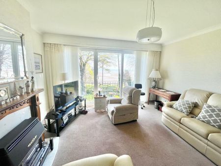 2 bedroom maisonette to rent - Photo 2